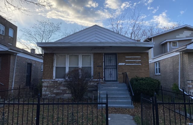 8006 South Ingleside Avenue - 8006 South Ingleside Avenue, Chicago, IL 60619