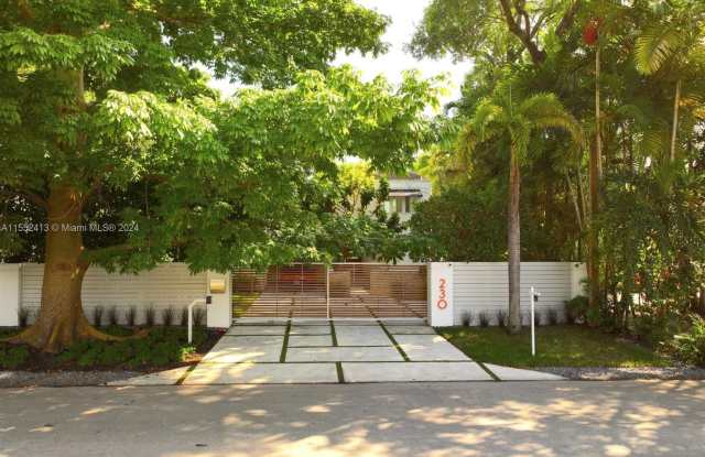 230 Ridgewood Rd
