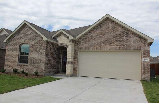 1200 Mahogany Lane
