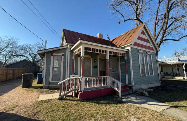 Charming Renovated 1BR Near The Pearl  River Walk