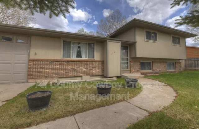 1151 Banock Dr photos photos