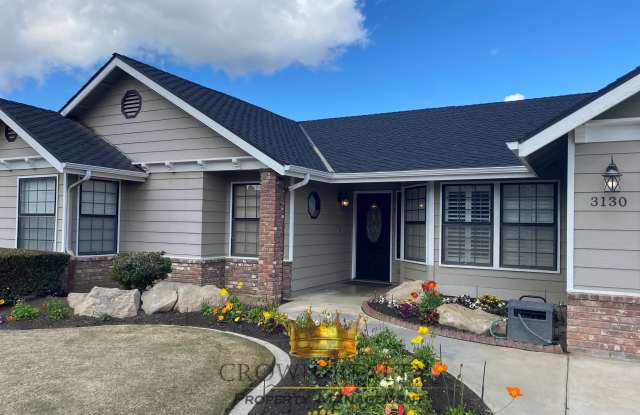 3130 West Dorothea Avenue