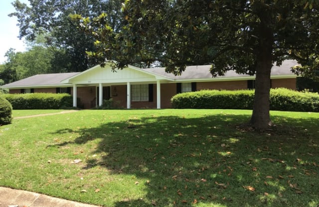 1915 Springridge Drive - 1915 Springridge Drive, Jackson, MS 39211