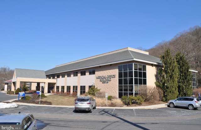 100 SCHUYLKILL MEDICAL PLAZA, SUITE 106-108