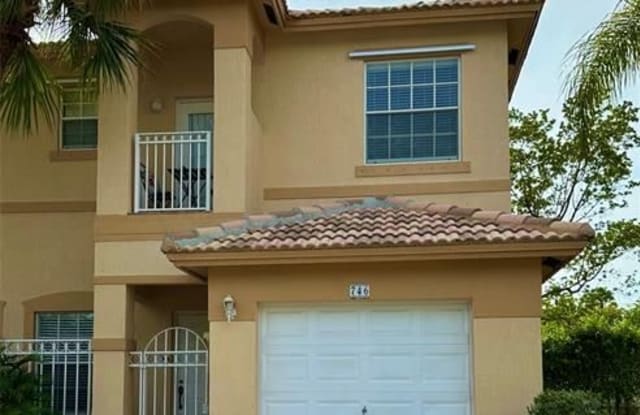 746 NW 170th Ter - 746 Northwest 170th Terrace, Pembroke Pines, FL 33028