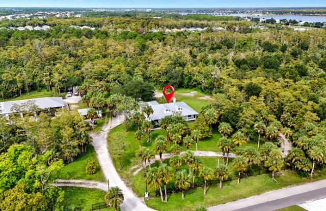 Photo of 2261 Krape Road