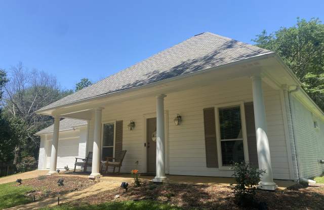105 Vinson Cove