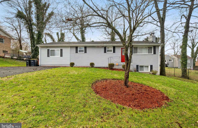 5505 EDGEWOOD DRIVE