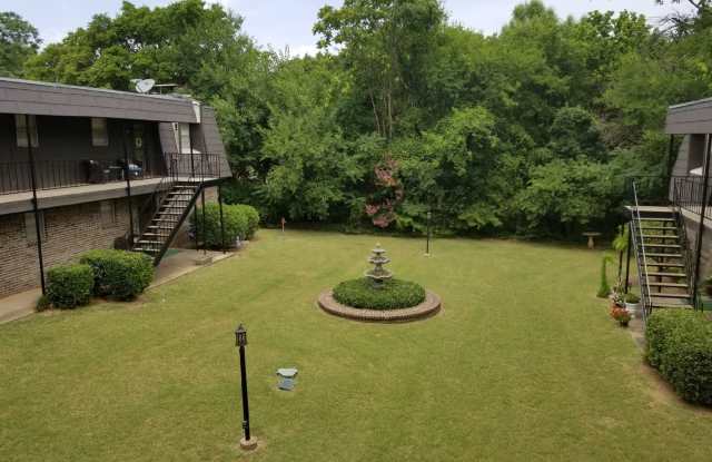 Photo of quiet complex, 1200 sq feet , walk in closet second floor