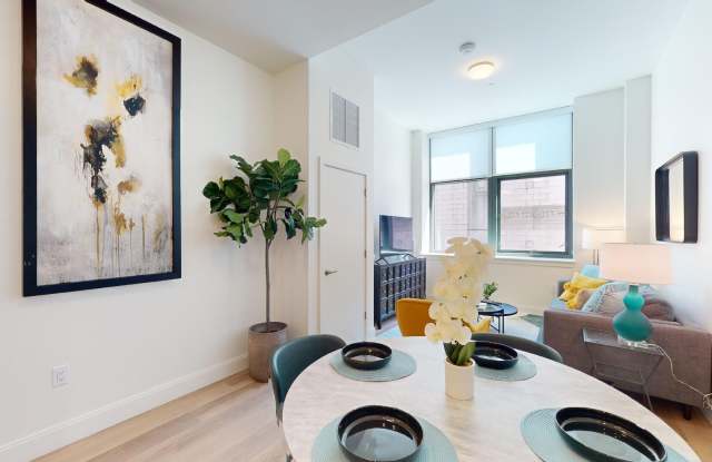 The Atrium on Commonwealth