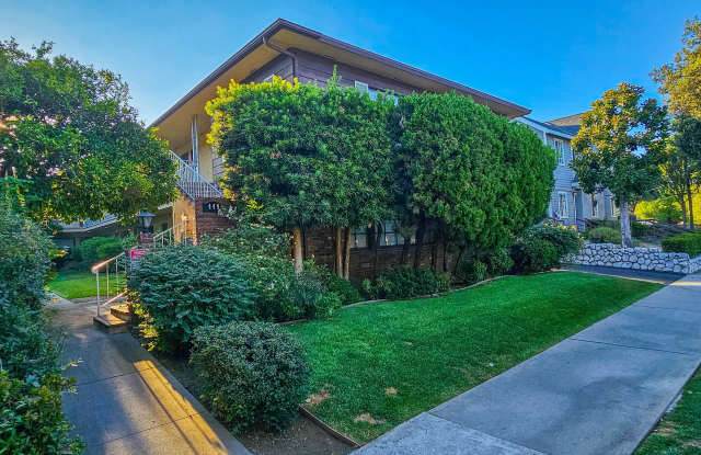 449 North Euclid Avenue