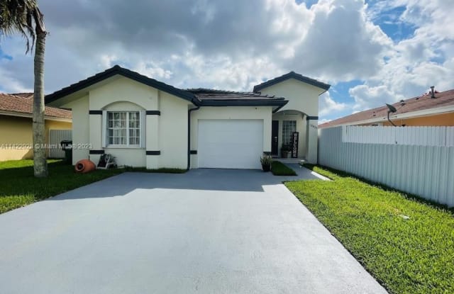 16833 SW 146th Ct - 16833 Southwest 146th Court, Richmond West, FL 33177