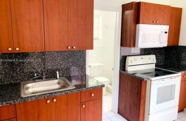 Photo of 774 NE 86th St