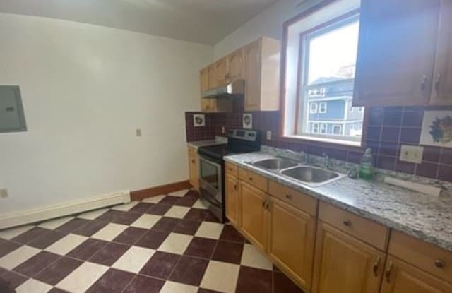 47 Newbury Ave # 2 2FL - 47 Newbury Avenue, Quincy, MA 02171