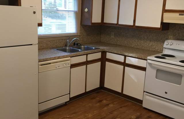 Photo of 439 Rock Barn Road NE