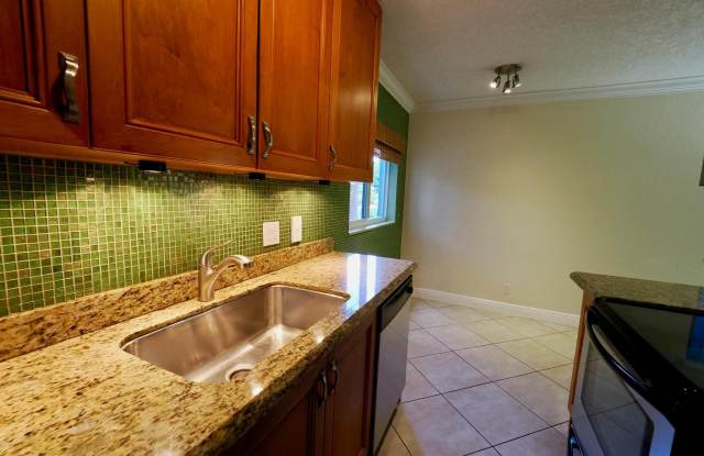 1460 NE 18th Street