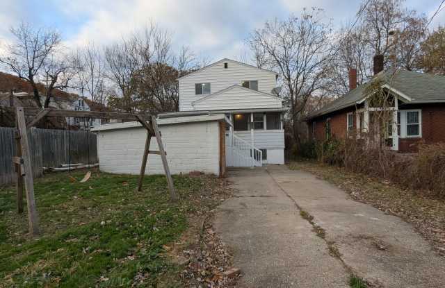Photo of Charming 5-bedroom home located in the heart of Akron