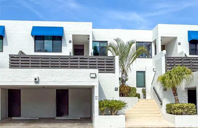 Photo of 724 BAYPORT WAY