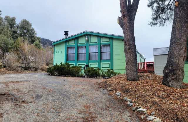 Spacious Single-Level Haven in Pine Mountain Club