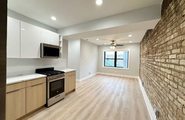 Photo of 1554 W Juneway Terrace