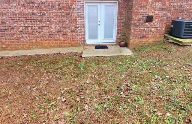 1130 Lee Whatley Drive