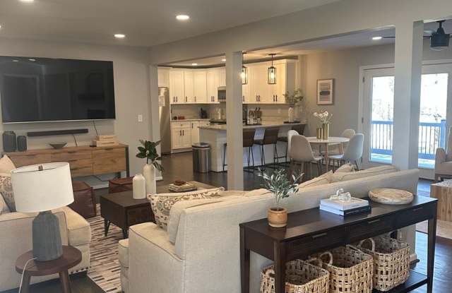 Gorgeous Lake Home on Lanier!