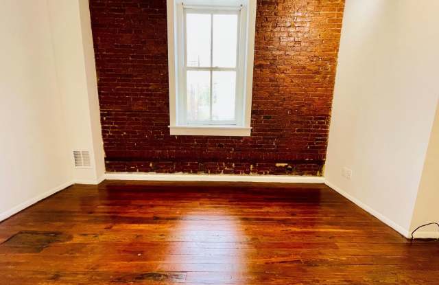 4444-48 MAIN Street unit: E