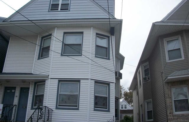 26 EAST 40TH ST - 26 East 40th Street, Bayonne, NJ 07002