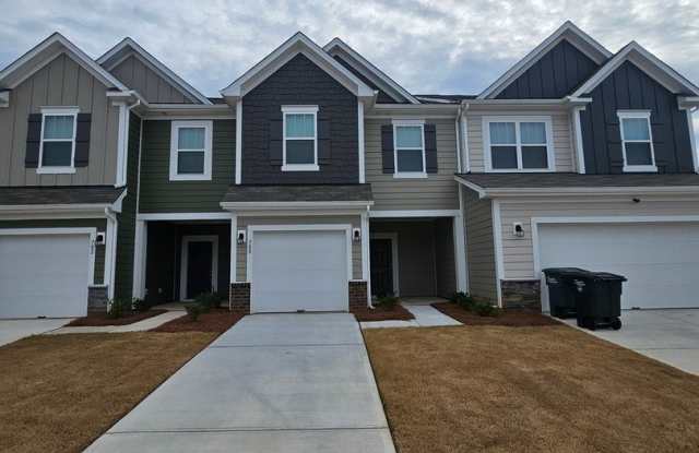 Townhome in great Concord community