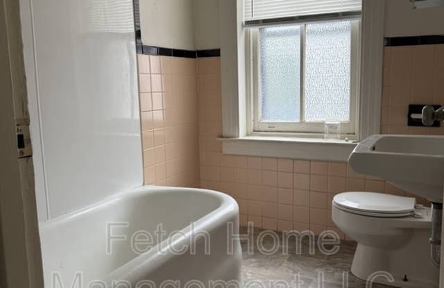 202 East King Street- Unit 2