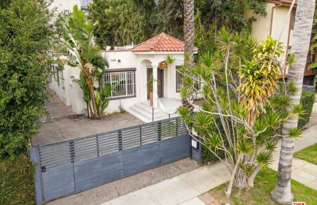 1209 N Orange Grove Ave