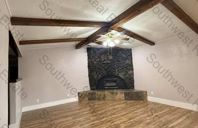 1800 Courtland Circle