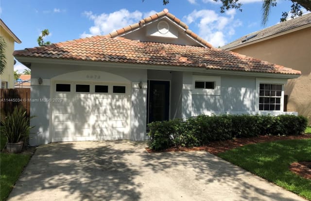 9972 NW 5th Ct - 9972 Northwest 5th Court, Plantation, FL 33324