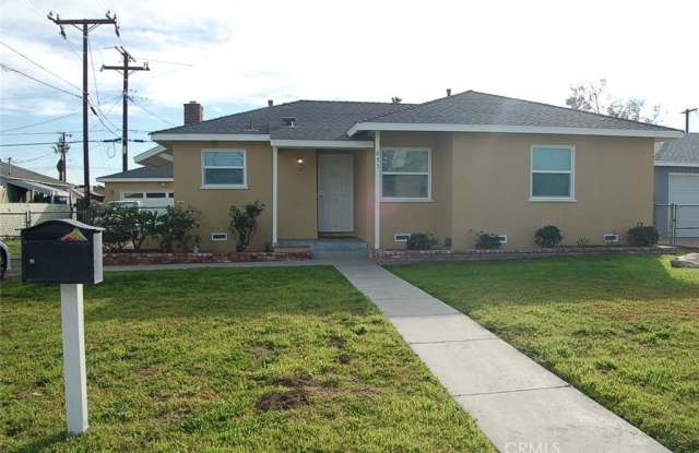 Photo of 655 W Grove