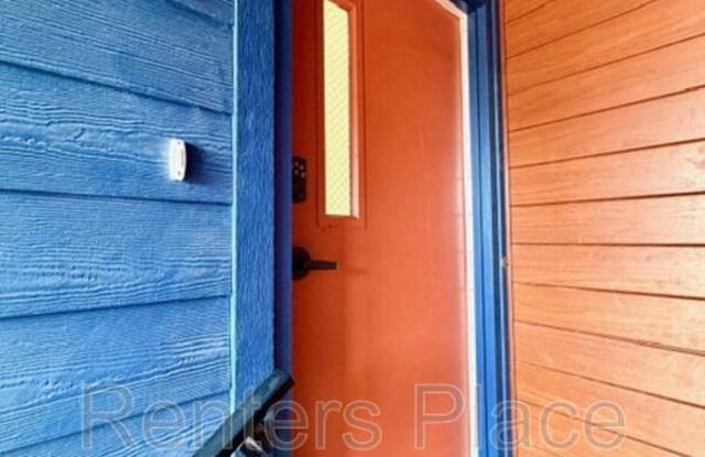 415 South Victor Avenue