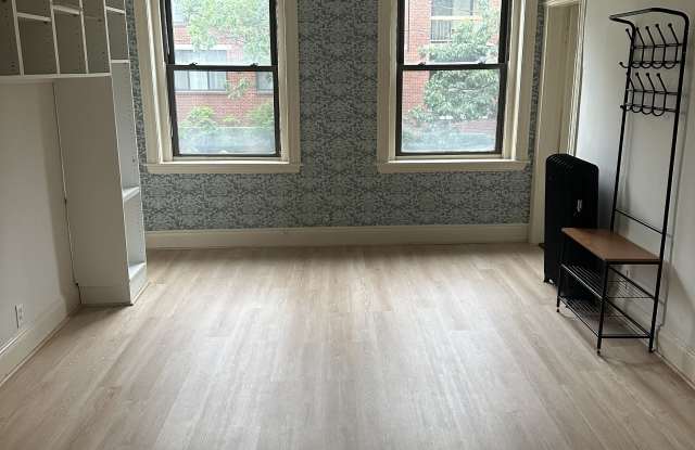 90 Brainerd RoadUnit 8