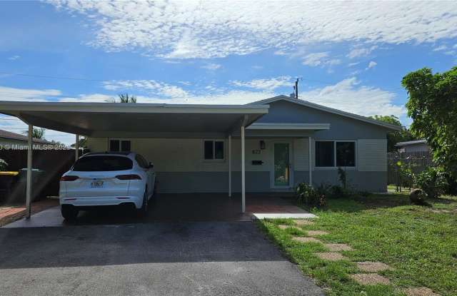 822 NW 12th Ave - 822 Northwest 12th Avenue, Dania Beach, FL 33004