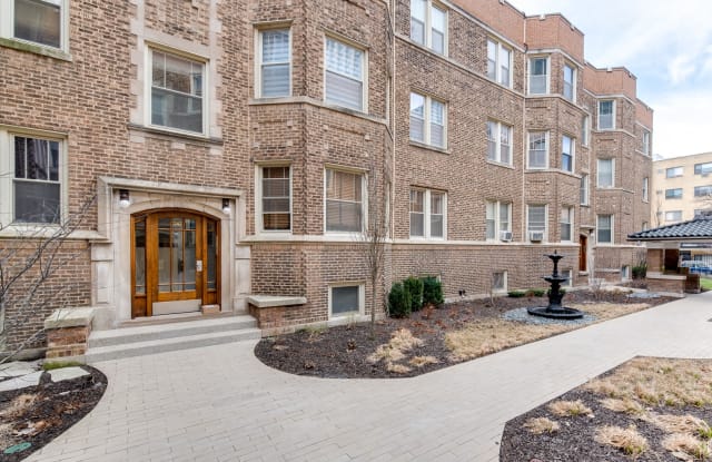 547 West Addison Street - 547 West Addison Street, Chicago, IL 60613