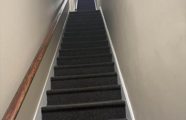 302 Wall Street unit: 3Rd Fl