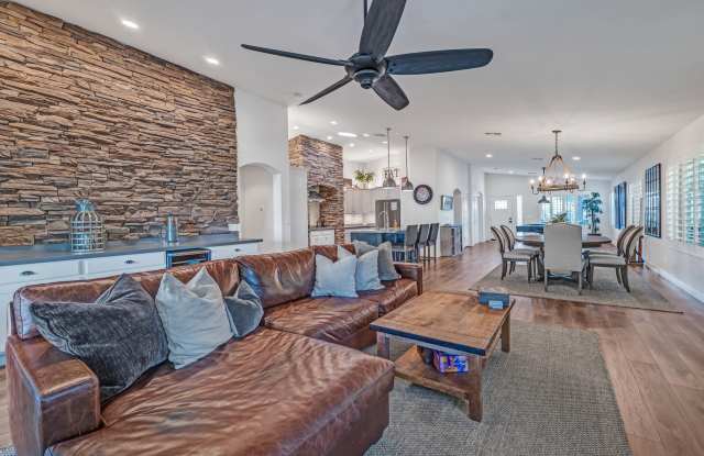 3030 West Caravaggio Lane