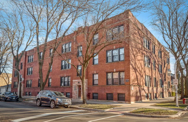 oakley apartments chicago