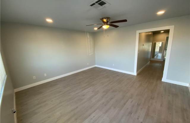 466 E Sunset Road