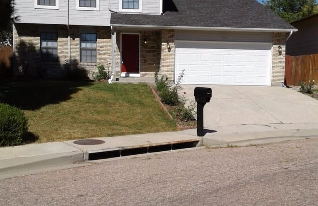 910 Harbourne St - 910 Harbourne Street, Security-Widefield, CO 80911