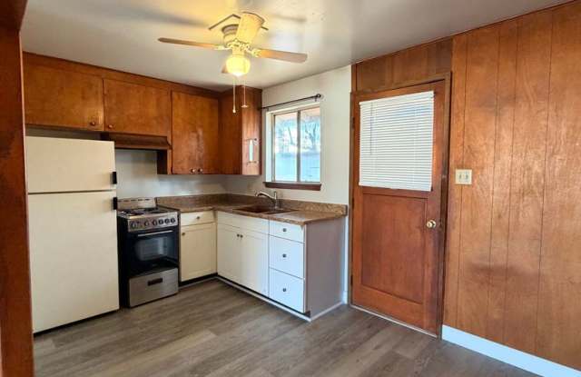 4070 Shinners Place - Available NOW!!! New Paint and Flooring throughout!