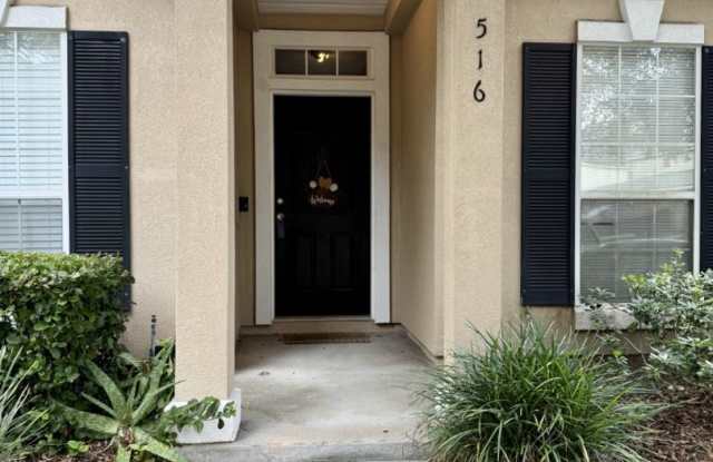 Photo of 3/2.5 in Plantation Village