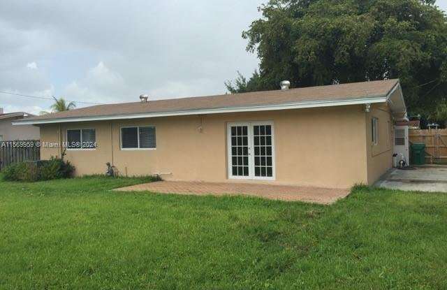 20545 Leeward Lane - 20545 Leeward Lane, Cutler Bay, FL 33189