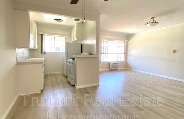 Photo of 585 E Washington Blvd