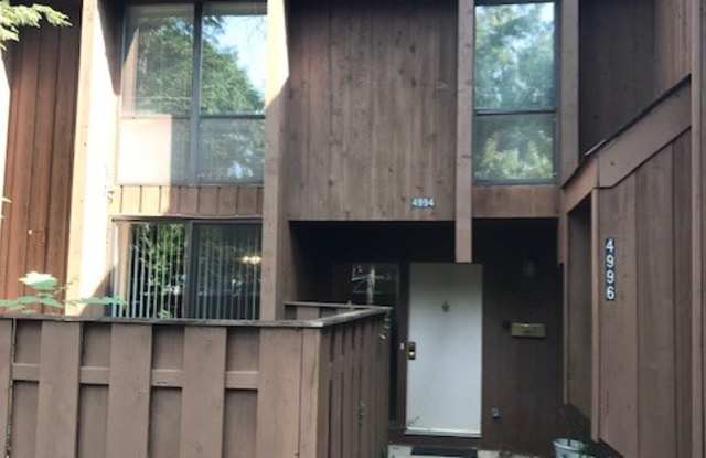 Photo of 4994 Wintersong Ln # 7