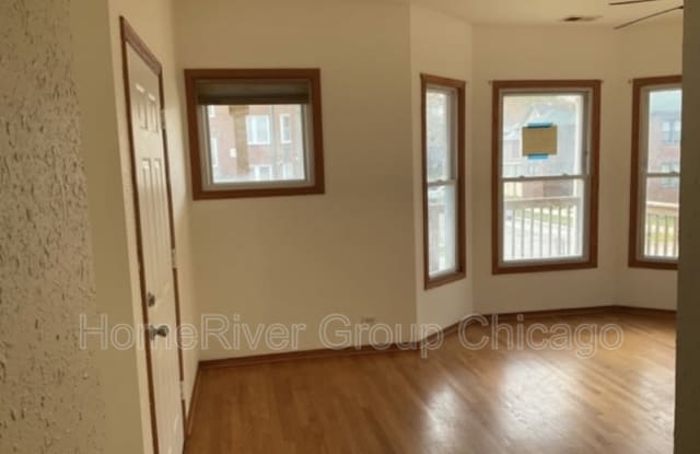 91 W 15th St