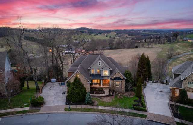 130 Sun Chase Ct